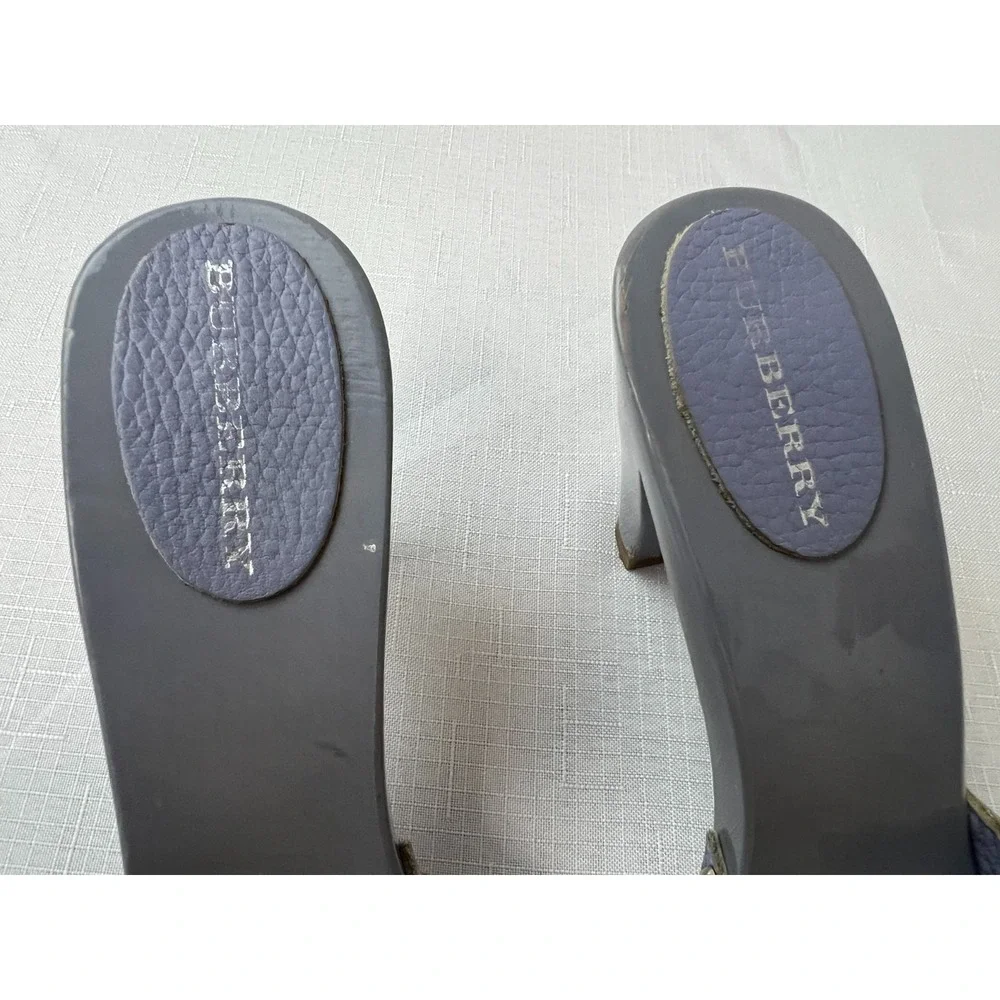 Burberry Lilac Slide Buckle Sandal Leather & Patent Covered 3 in Heel‎ SZ 38/7.5